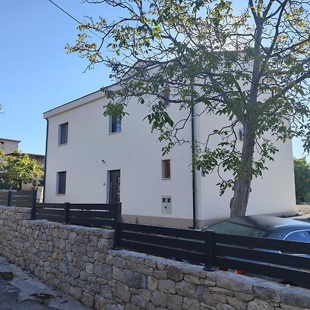 Apartments Grape بيروفاتش المظهر الخارجي الصورة