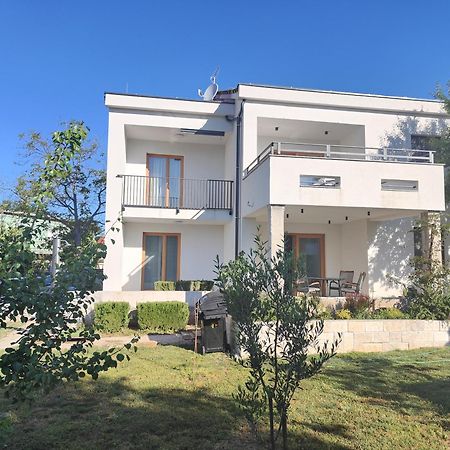 Apartments Grape بيروفاتش المظهر الخارجي الصورة